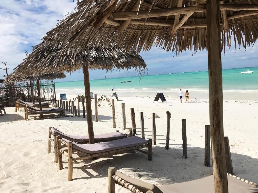 Duara Beach House Hotel Paje Exterior photo