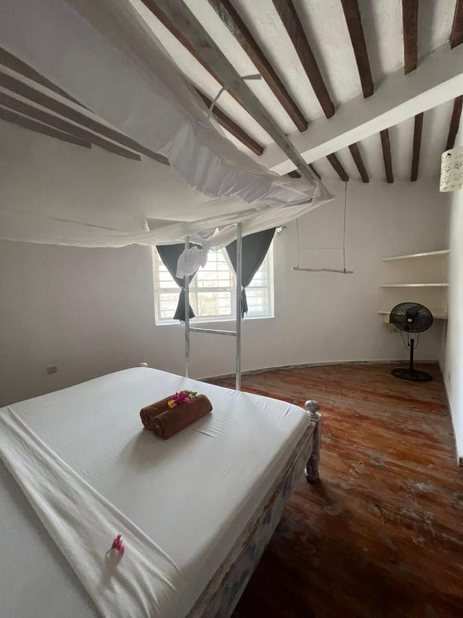 Duara Beach House Hotel Paje Exterior photo