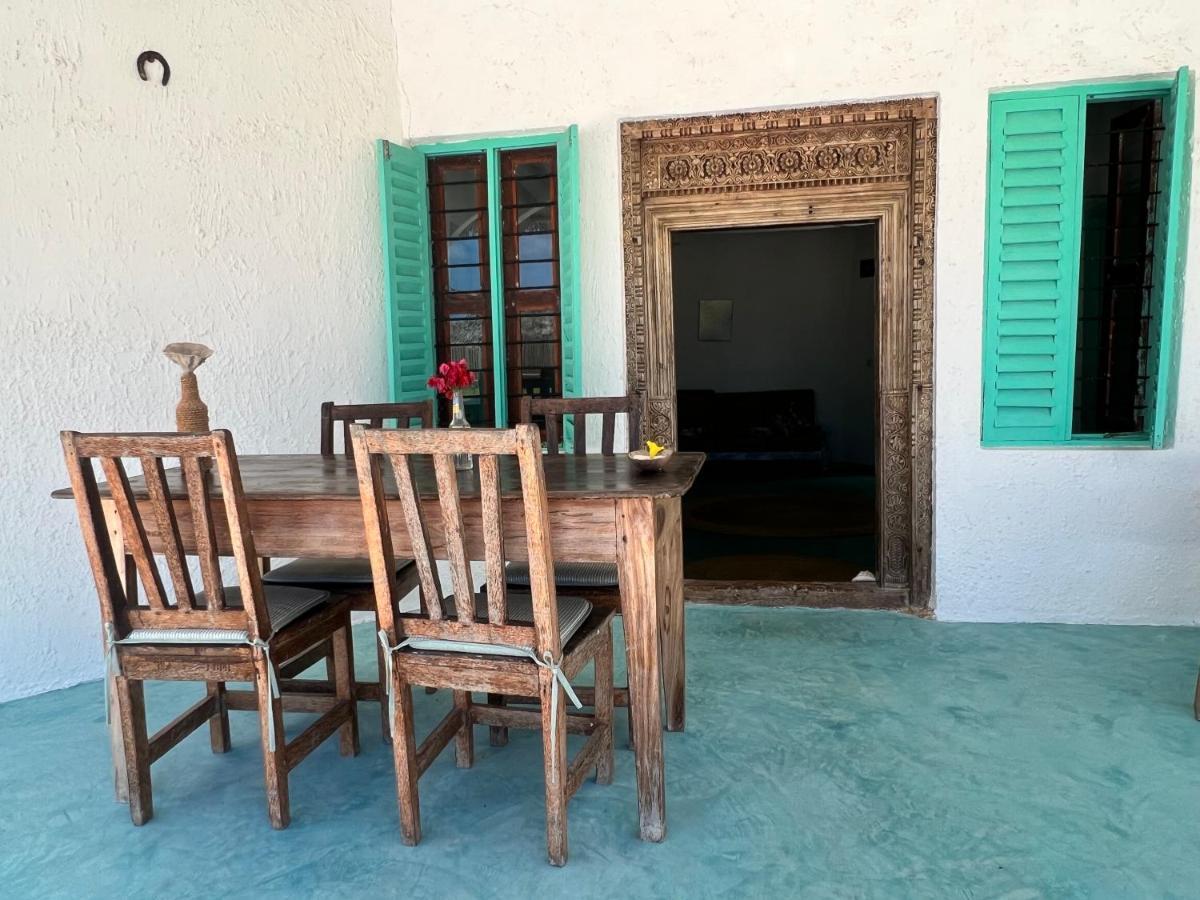 Duara Beach House Hotel Paje Exterior photo
