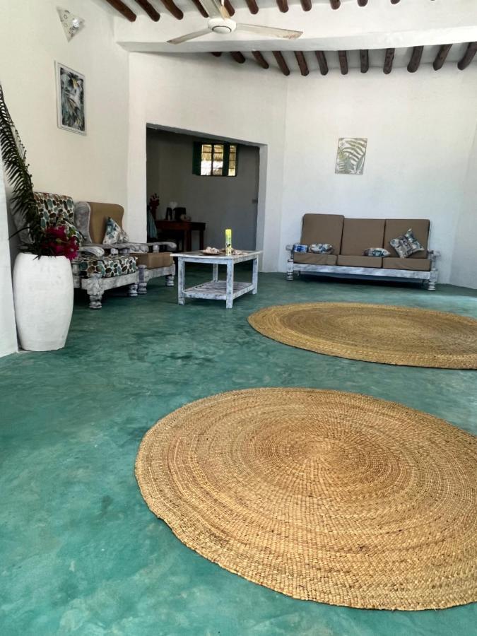 Duara Beach House Hotel Paje Exterior photo